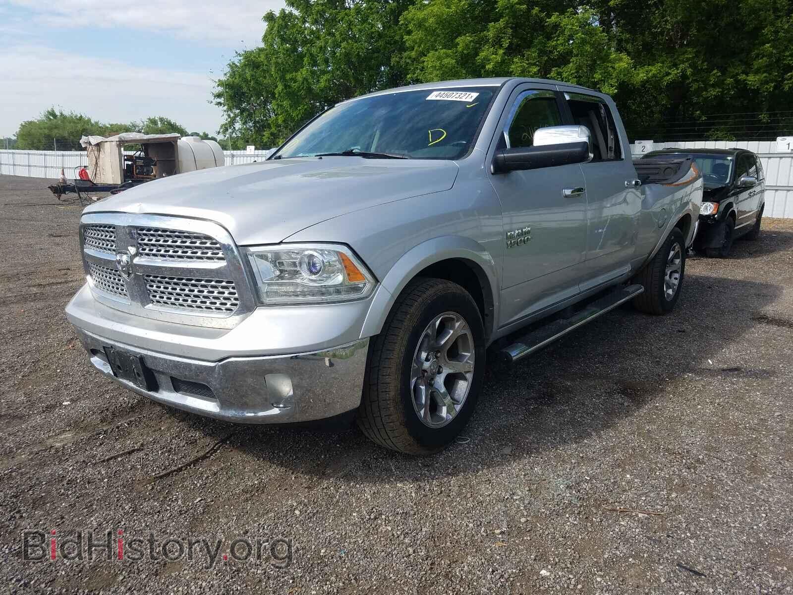2015 RAM 1500 - VIN: 1C6RR7VM3FS609217 - Photo 2