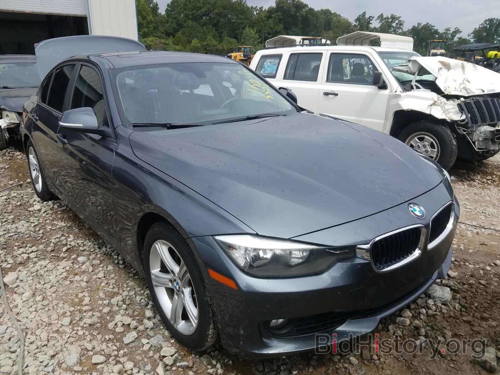 Photo WBA3A5C54CF345187 - BMW 3 SERIES 2012