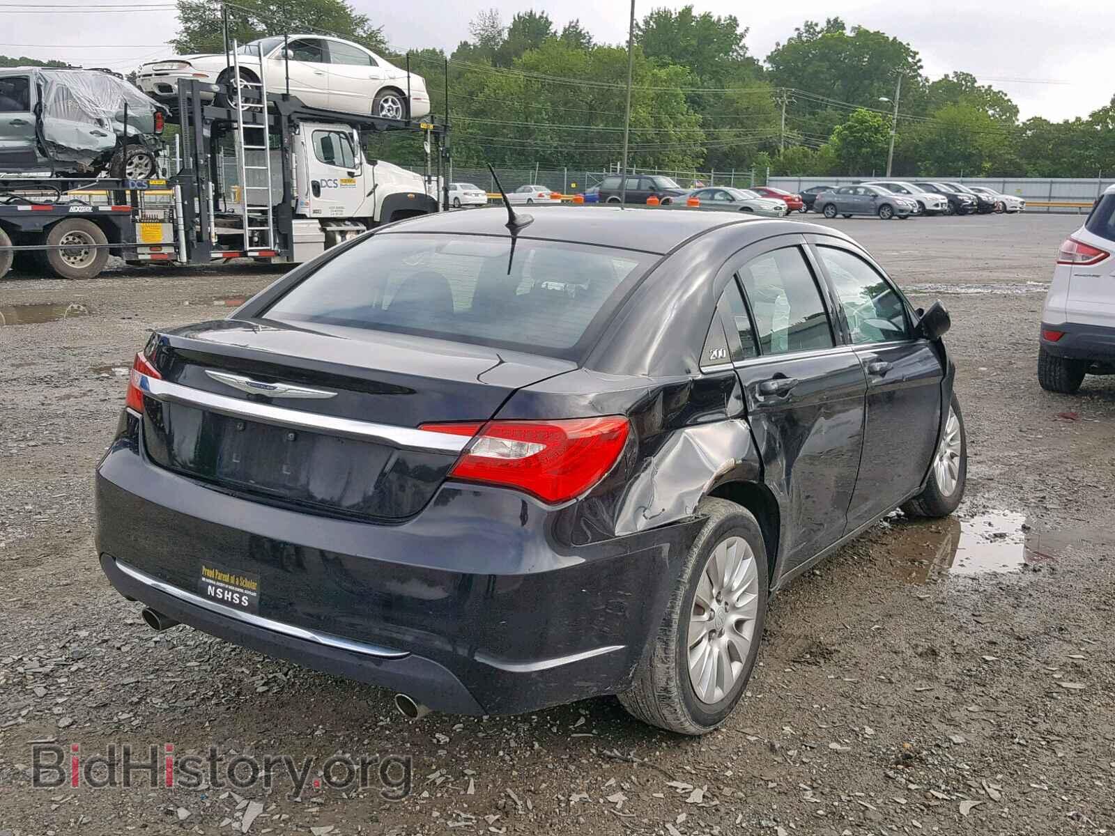 2013 CHRYSLER 200 - VIN: 1C3CCBAG2DN723664 - Фото 4