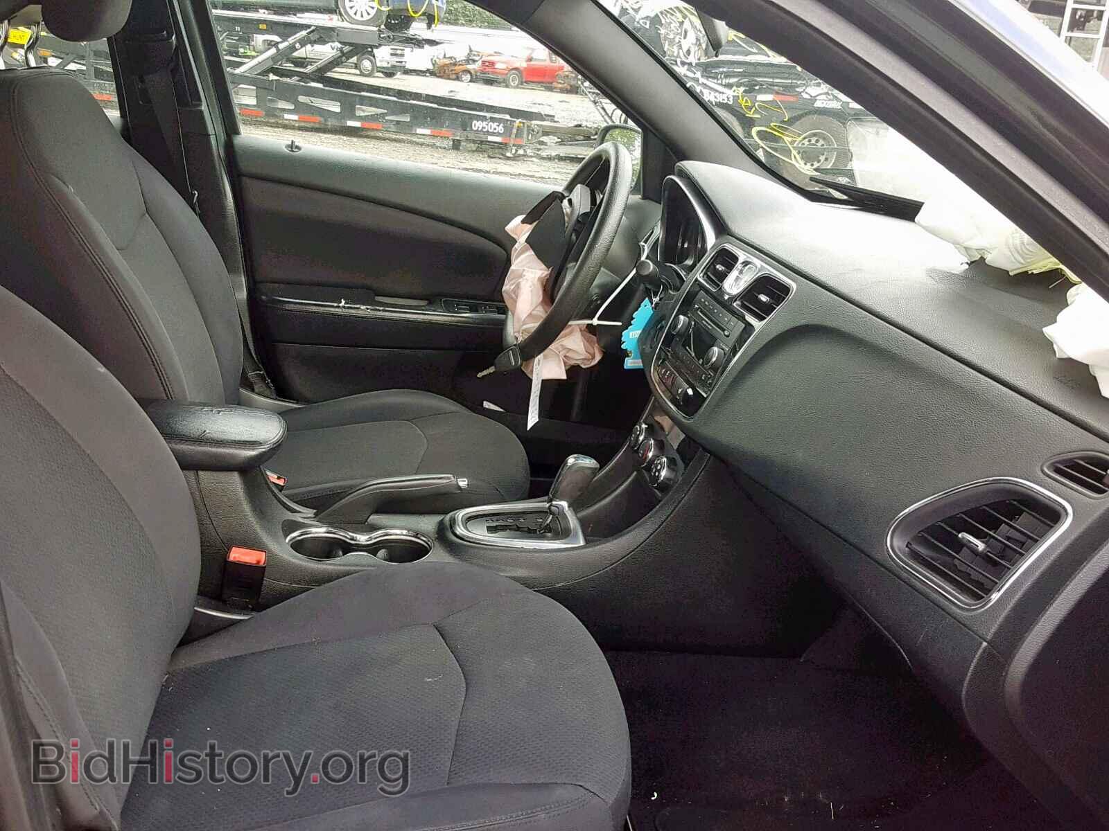2013 CHRYSLER 200 - VIN: 1C3CCBAG2DN723664 - Фото 5
