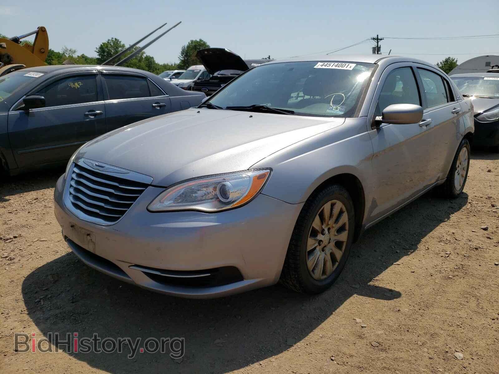 2014 CHRYSLER 200 - VIN: 1C3CCBAB3EN143233 - Фото 2