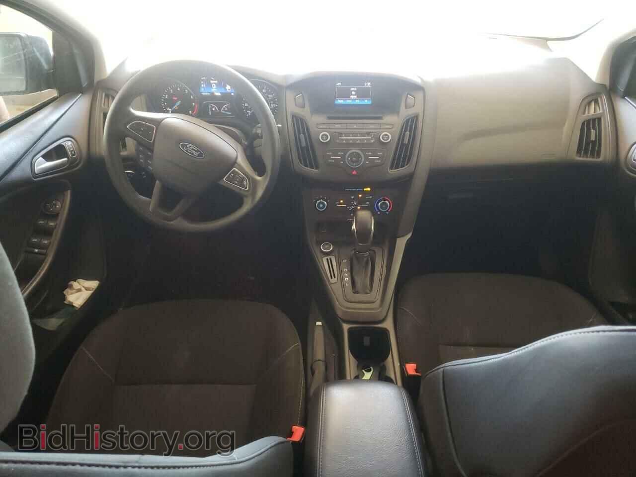 2017 FORD FOCUS - VIN: 1FADP3F21HL202899 - Photo 8
