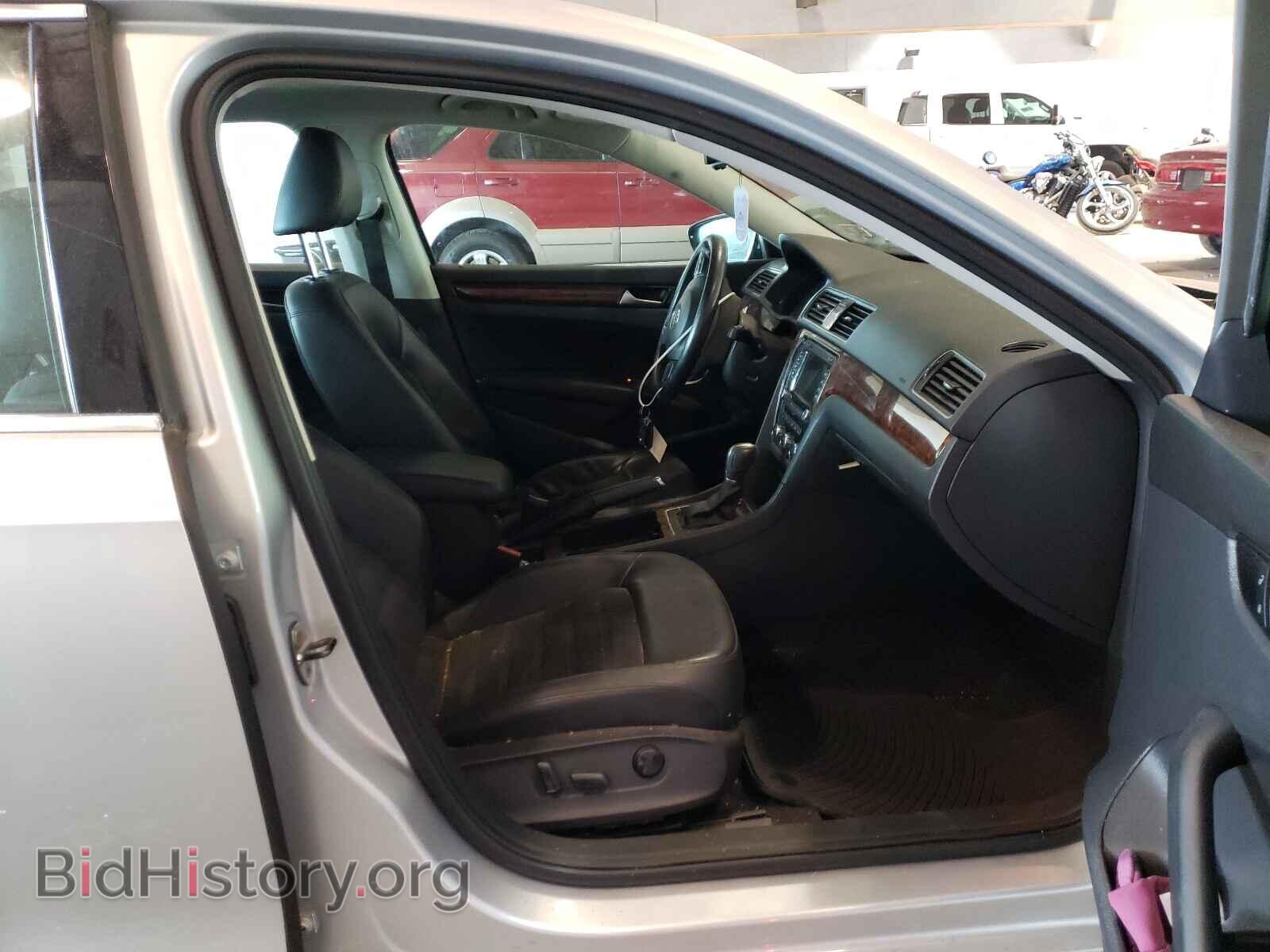 2012 VOLKSWAGEN PASSAT - VIN: 1VWCM7A31CC074840 - Фото 5