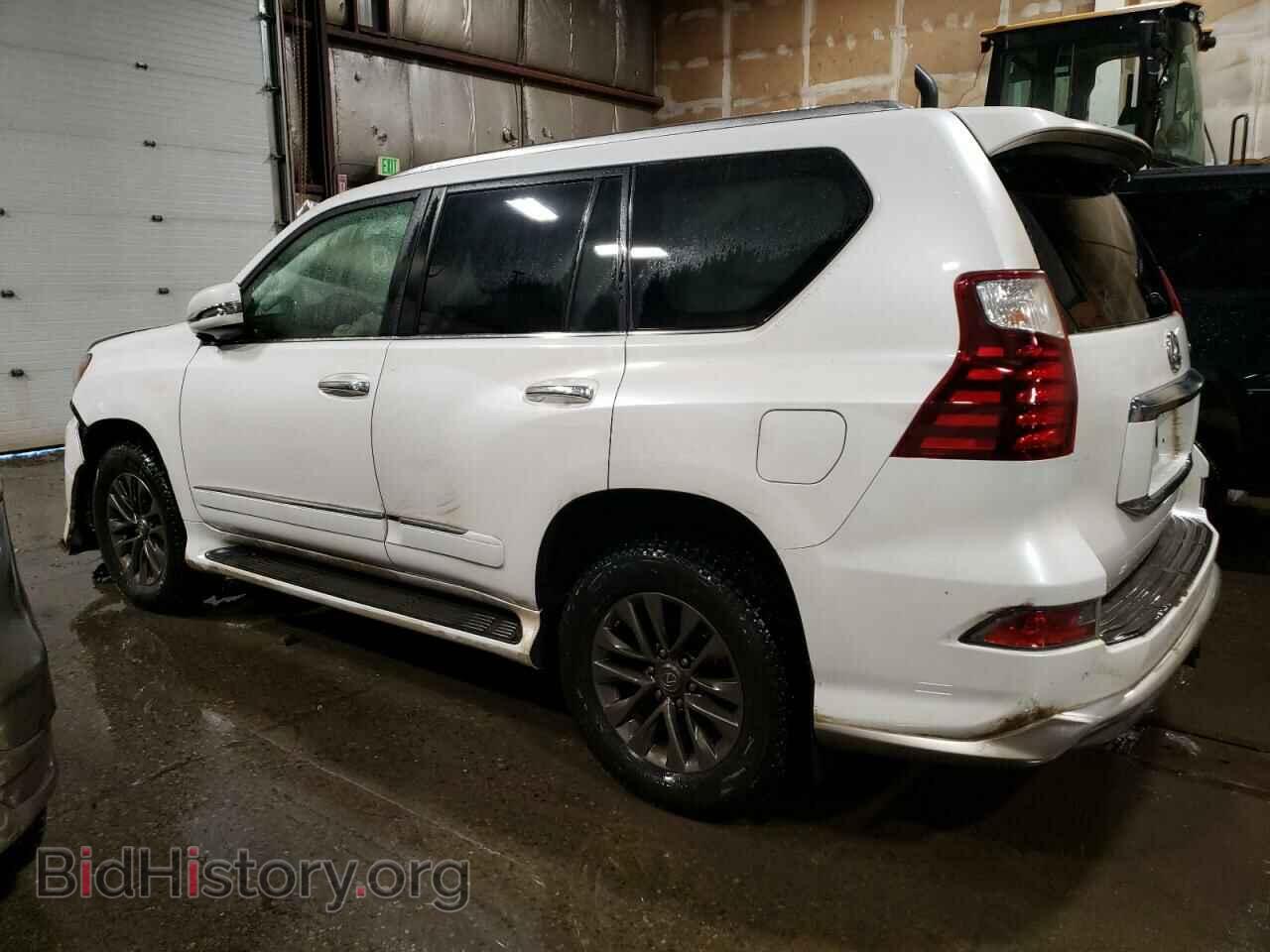 2017 LEXUS GX - VIN: JTJBM7FX0H5160109 - Фото 2