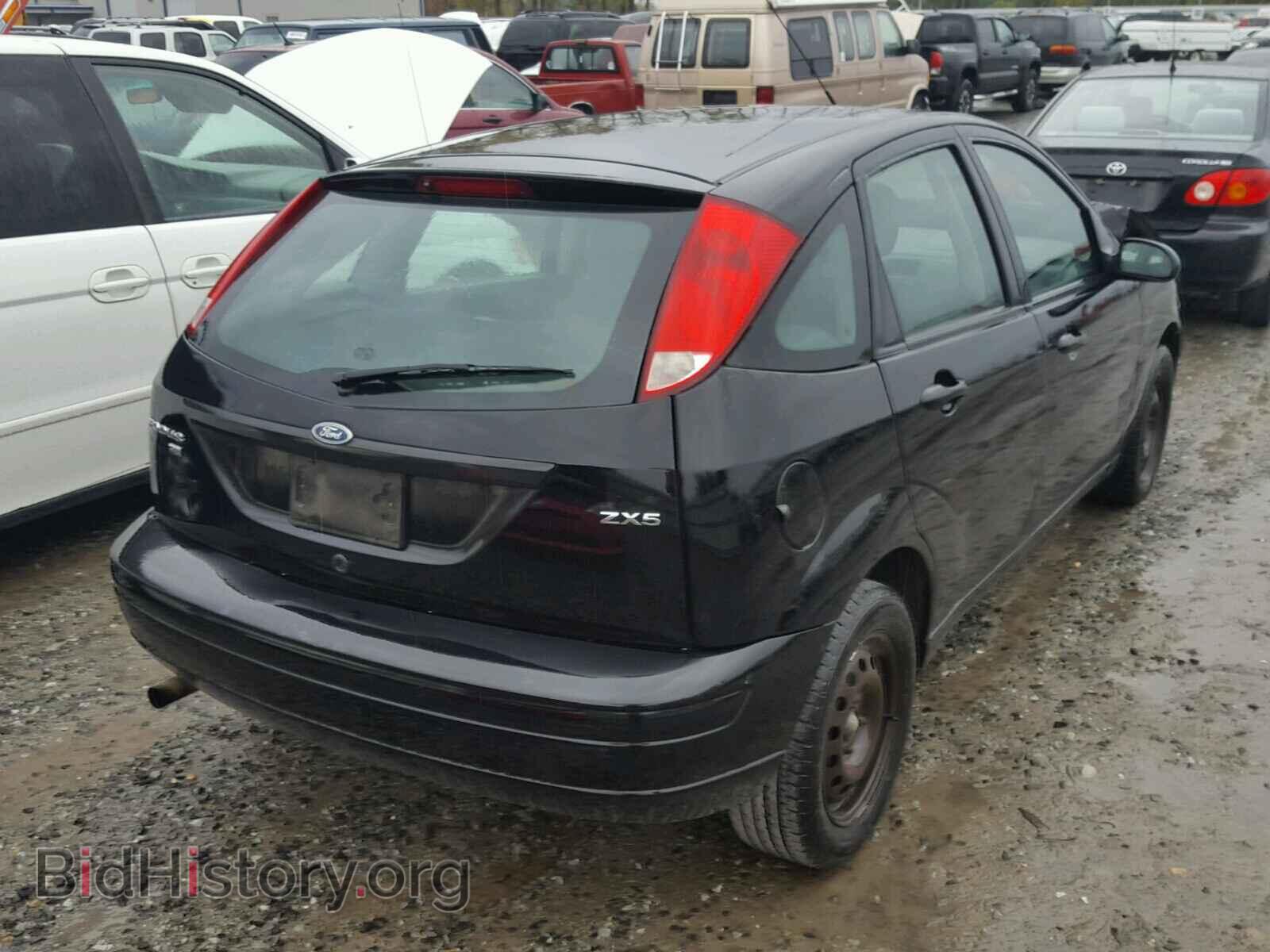 2005 FORD FOCUS - VIN: 3FAFP37N35R143501 - Фото 4