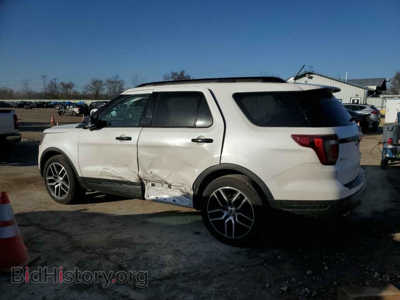 2018 FORD EXPLORER - VIN: 1FM5K8GT8JGB30692 - Photo 2
