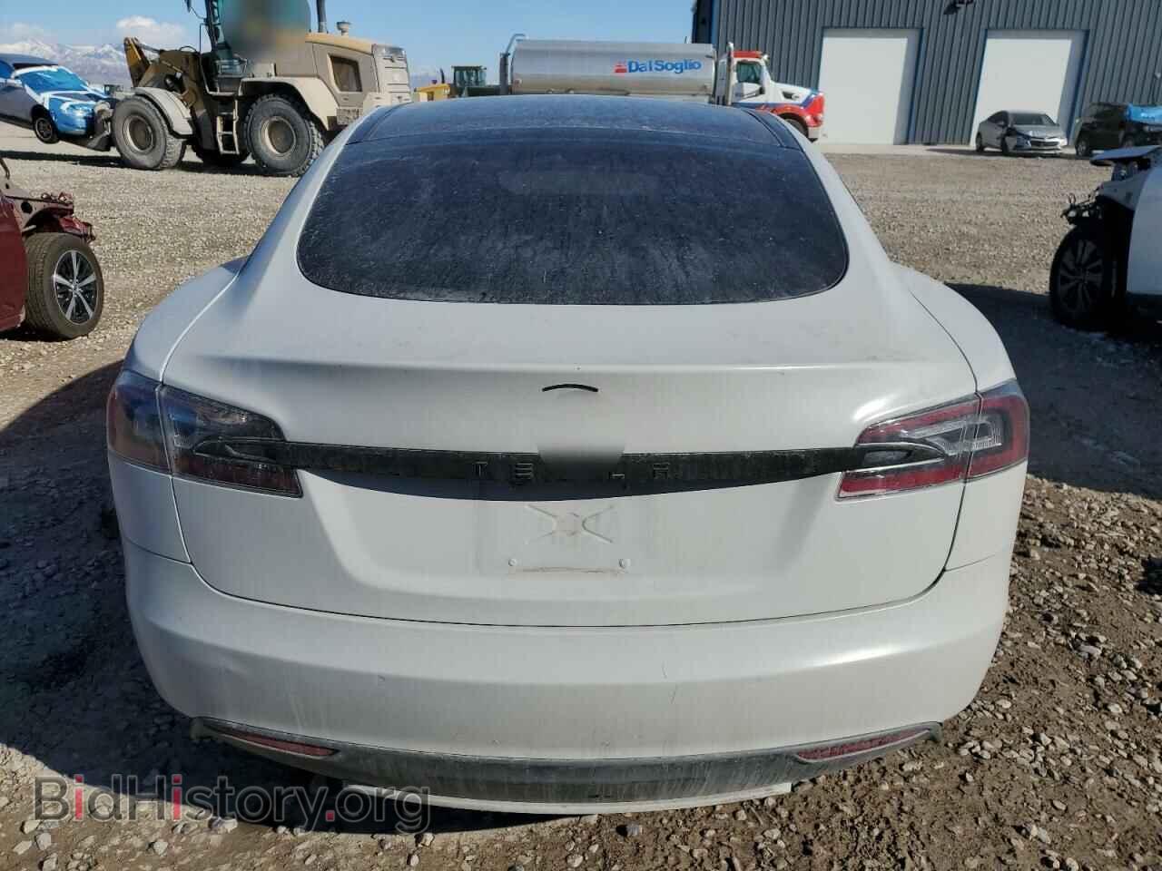 2015 TESLA MODEL S - VIN: 5YJSA1H27FF083891 - Фото 6