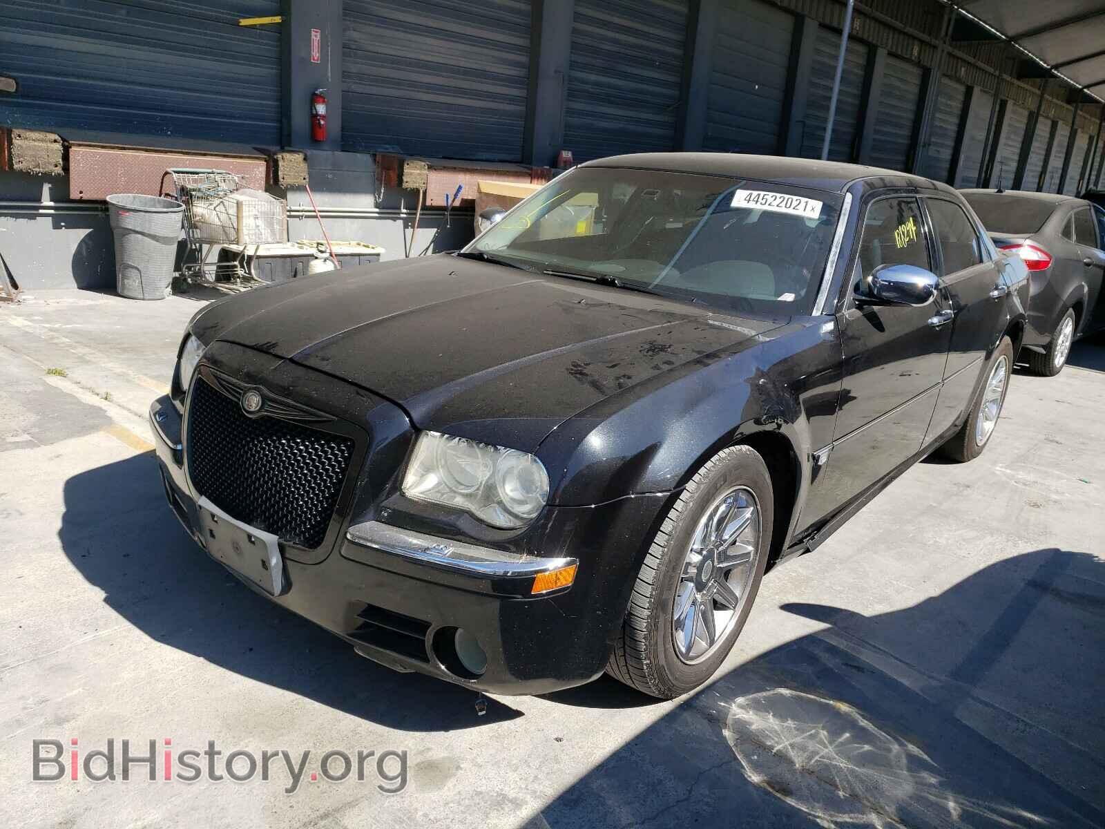 2006 CHRYSLER 300 - VIN: 2C3LA63H46H408024 - Фото 2