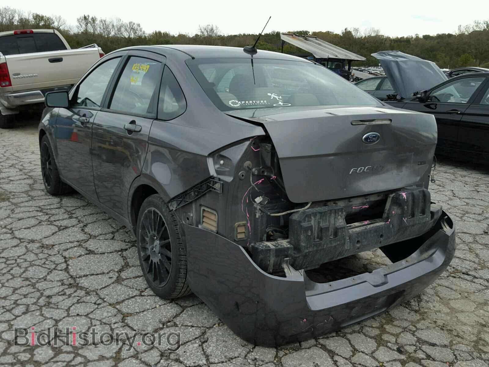 2010 FORD FOCUS - VIN: 1FAHP3GN3AW171282 - Photo 3