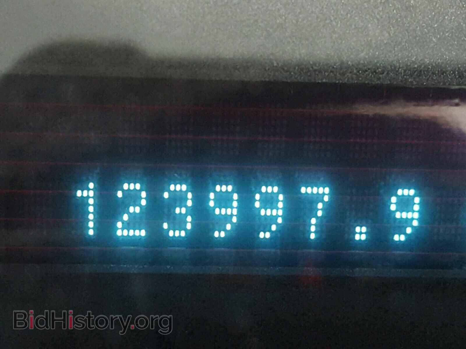 2010 FORD FOCUS - VIN: 1FAHP3GN3AW171282 - Photo 8
