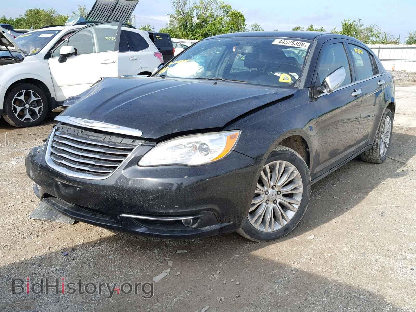 2012 CHRYSLER 200 - VIN: 1C3CCBCB3CN211234 - Photo 2