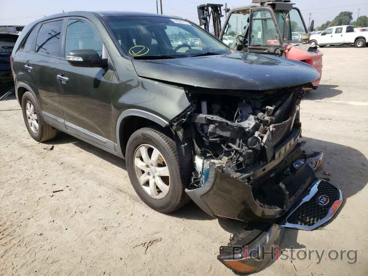 Photo 5XYKT3A18BG093078 - KIA SORENTO 2011