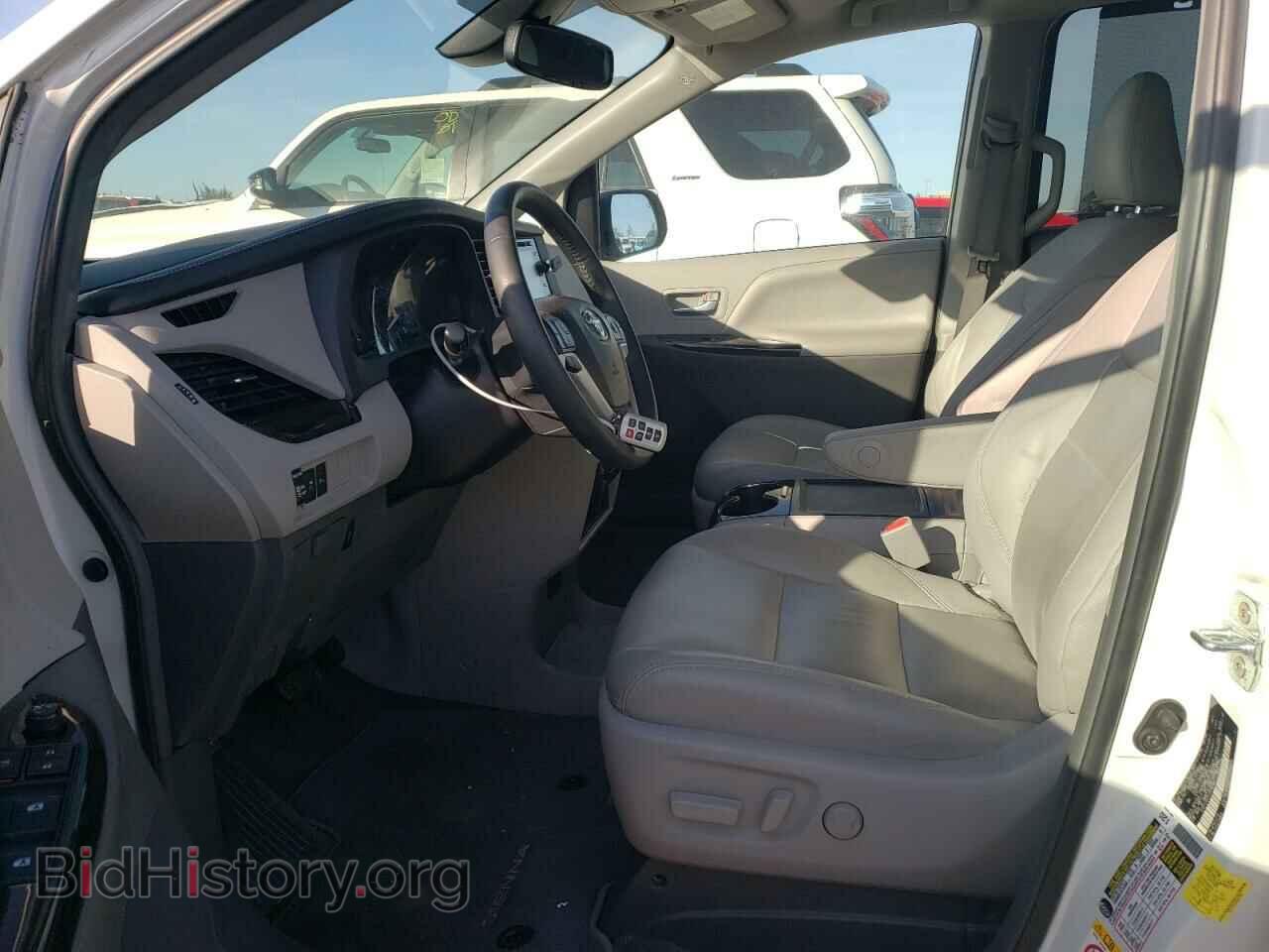 2018 TOYOTA All Models - VIN: 5TDYZ3DC5JS935706 - Фото 7
