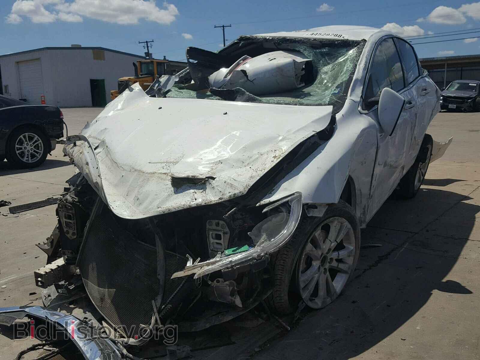2015 CHRYSLER 200 - VIN: 1C3CCCAB7FN592079 - Photo 2