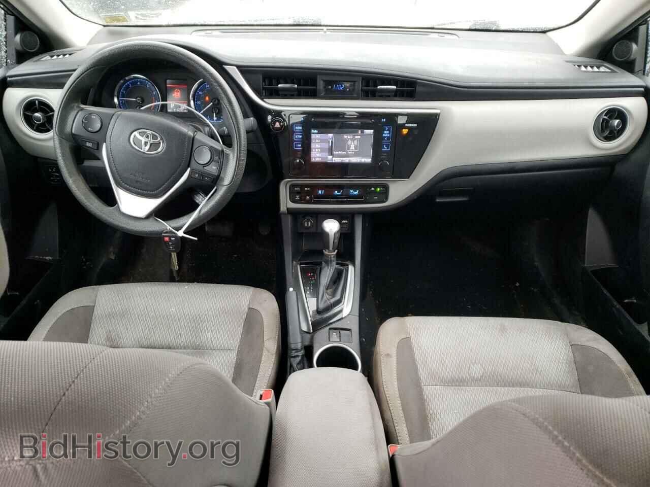 2017 TOYOTA COROLLA - VIN: 2T1BURHE5HC867879 - Фото 8