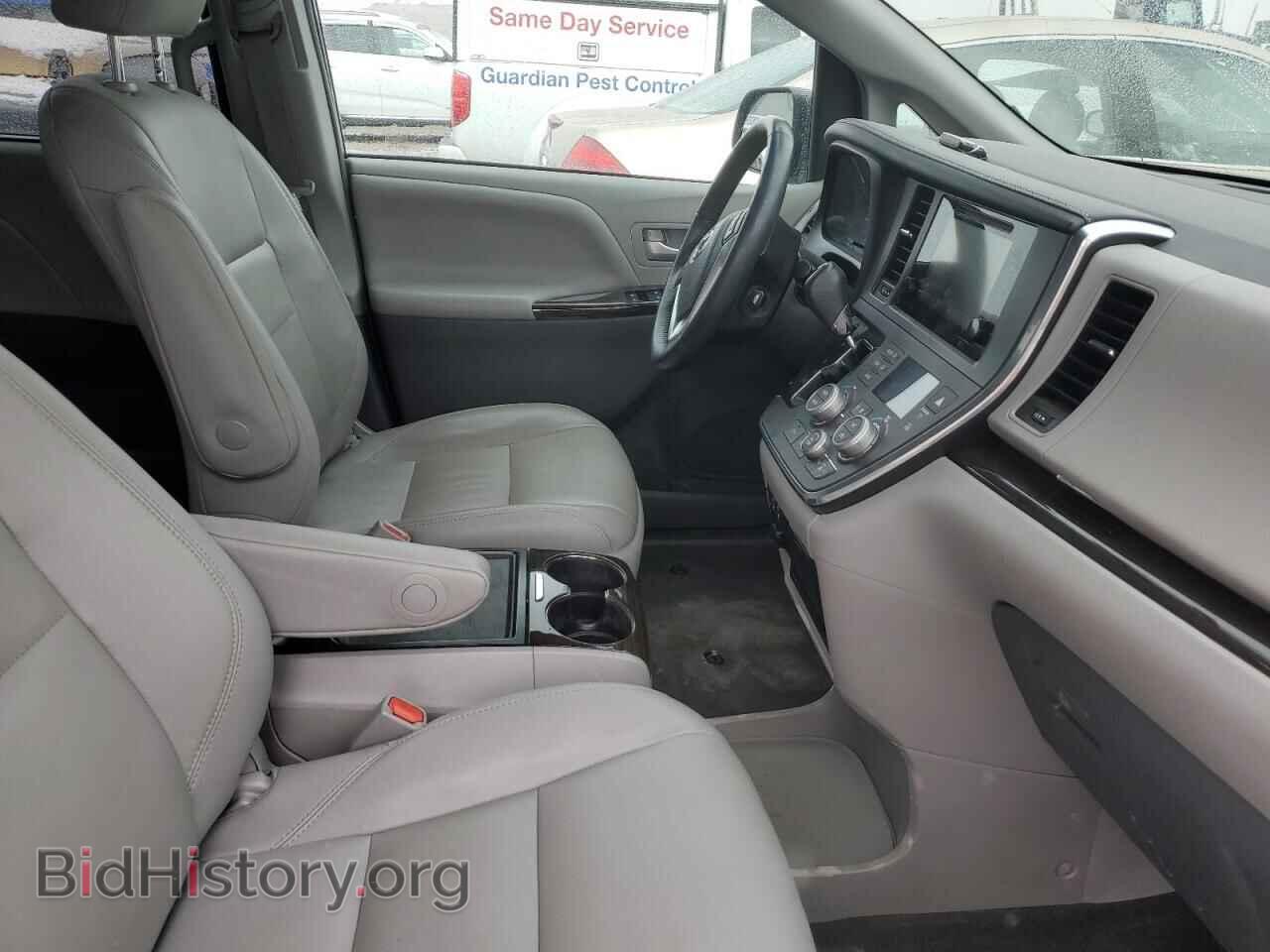 2017 TOYOTA All Models - VIN: 5TDDZ3DC5HS180985 - Фото 7