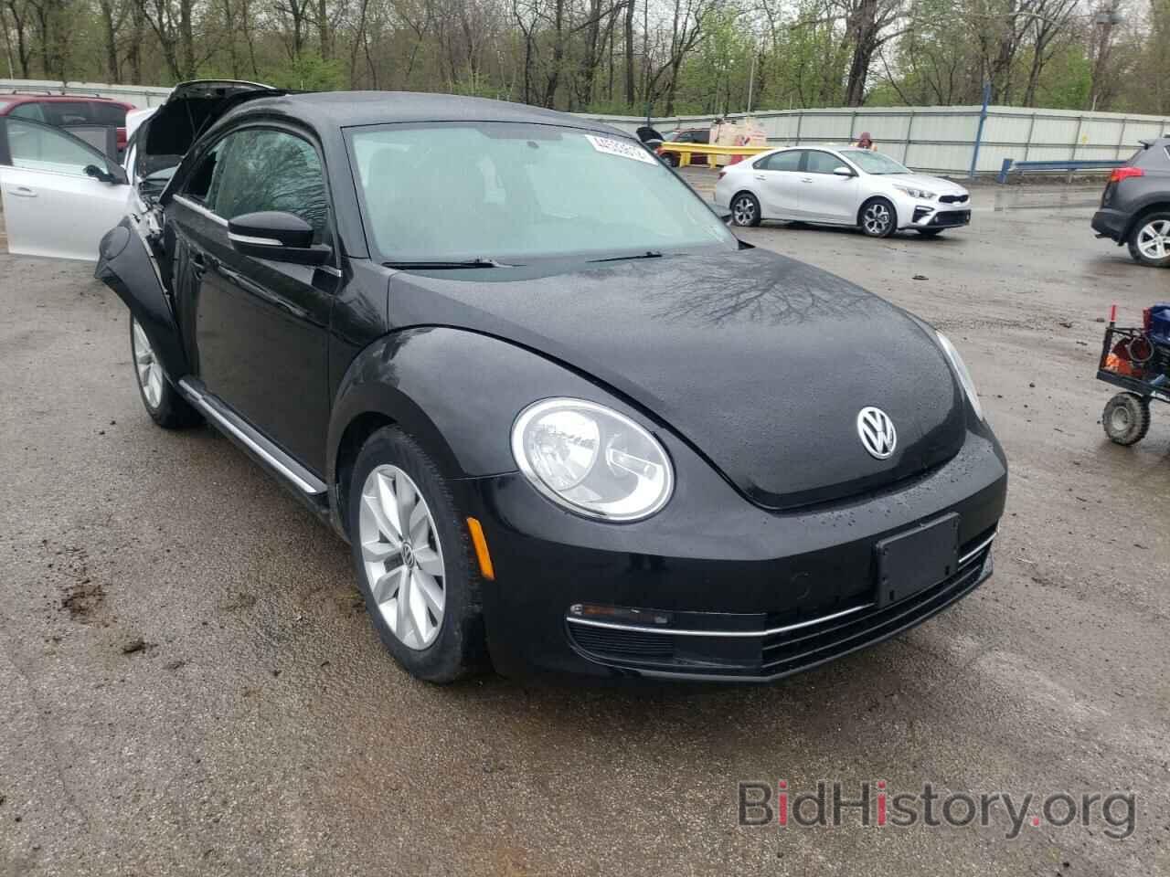 Photo 3VWJL7AT7DM620423 - VOLKSWAGEN BEETLE 2013