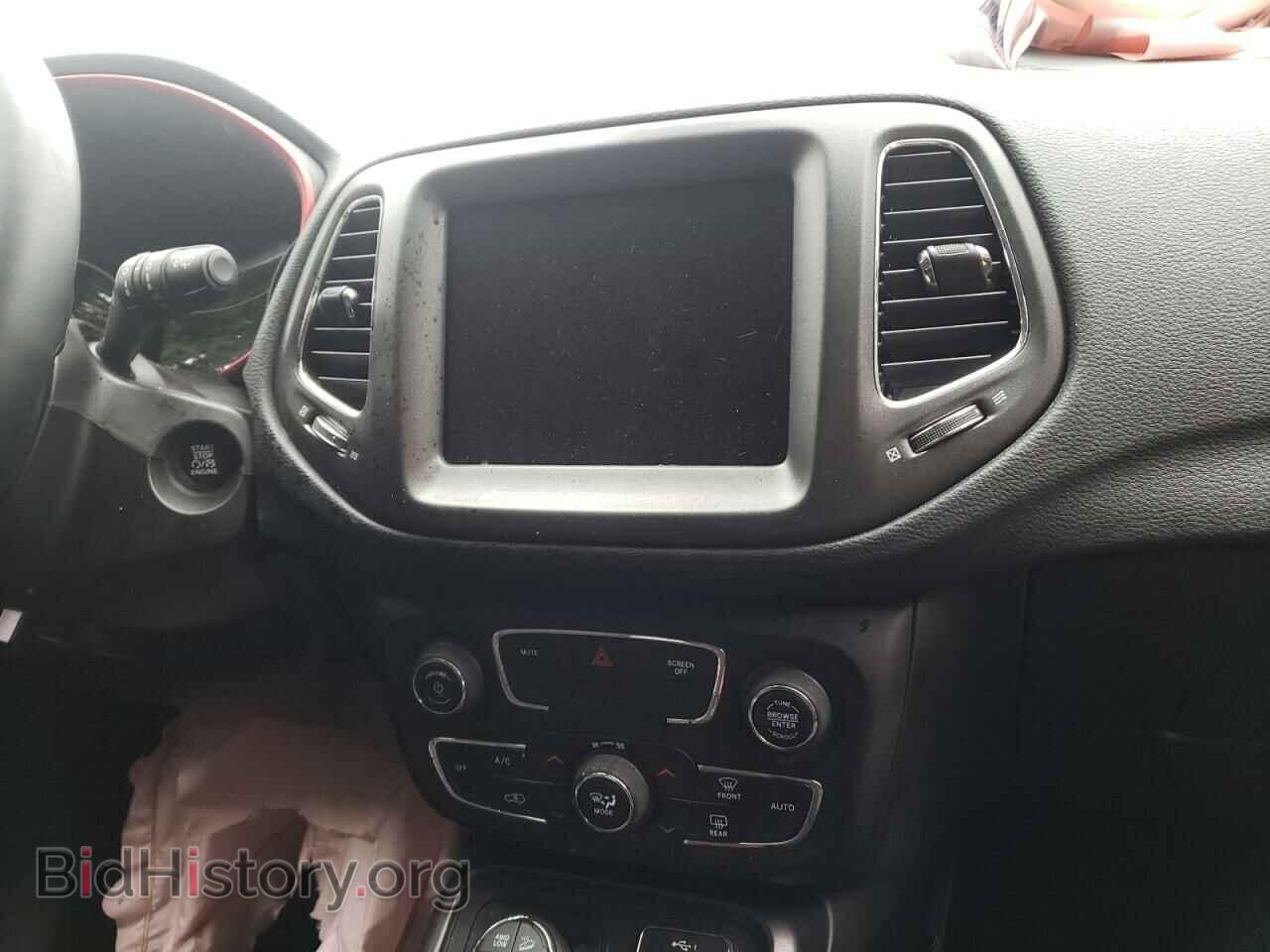 2019 JEEP COMPASS - VIN: 3C4NJDDB9KT671579 - Фото 9