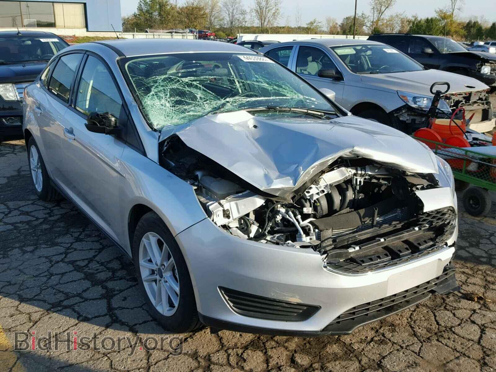 Photo 1FADP3F28HL299048 - FORD FOCUS 2017