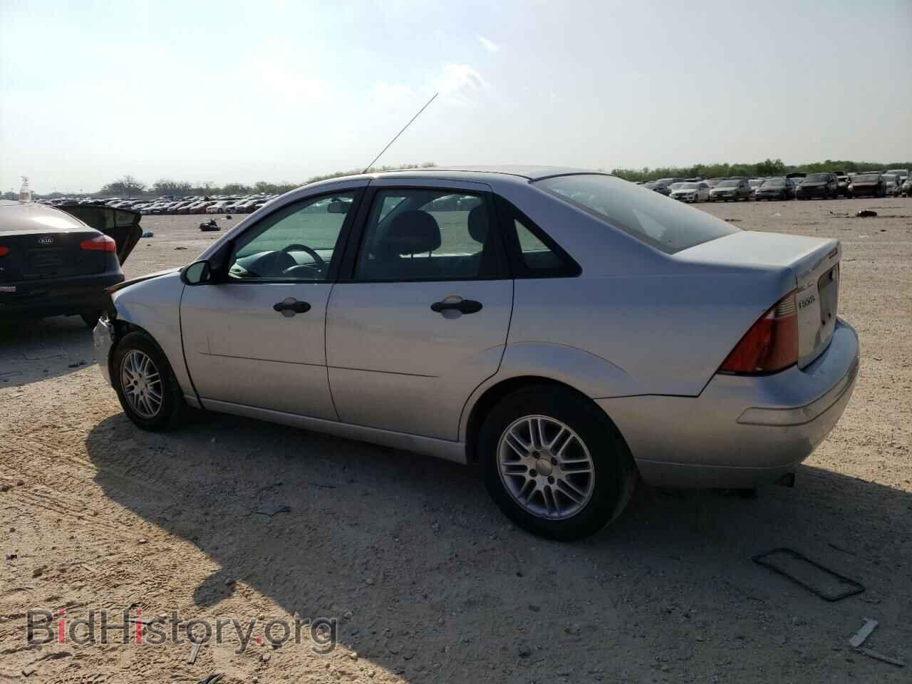 2007 FORD FOCUS - VIN: 1FAFP34N47W286557 - Фото 2