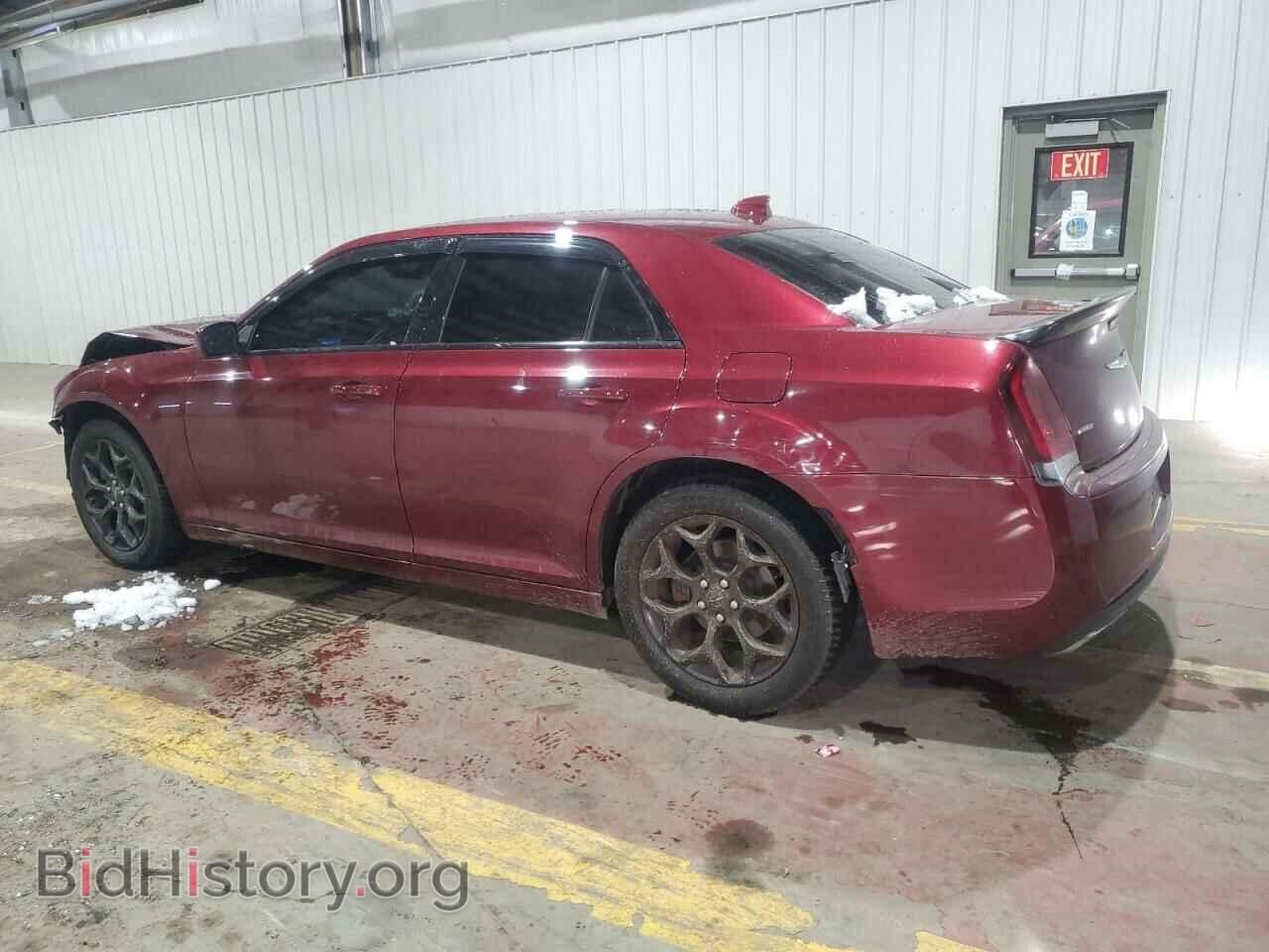2019 CHRYSLER 300 - VIN: 2C3CCAGG1KH632103 - Фото 2