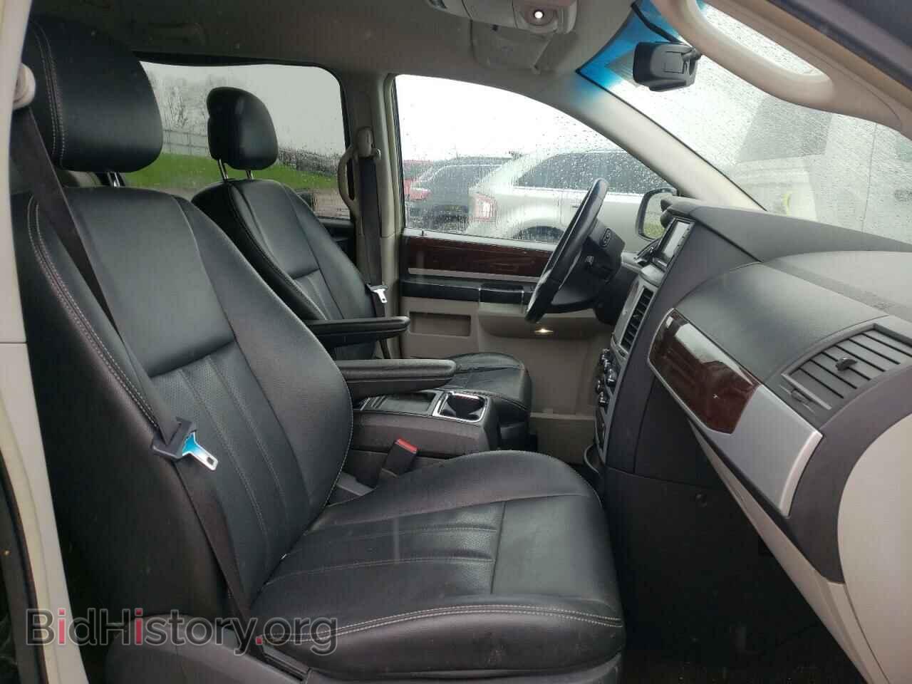 2010 CHRYSLER MINIVAN - VIN: 2A4RR8D18AR404289 - Фото 5