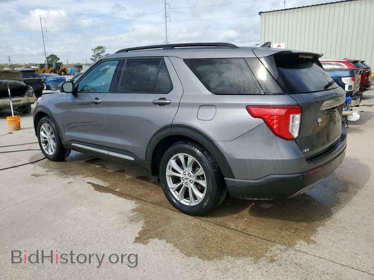 2021 FORD EXPLORER - VIN: 1FMSK7DH9MGC17342 - Photo 2