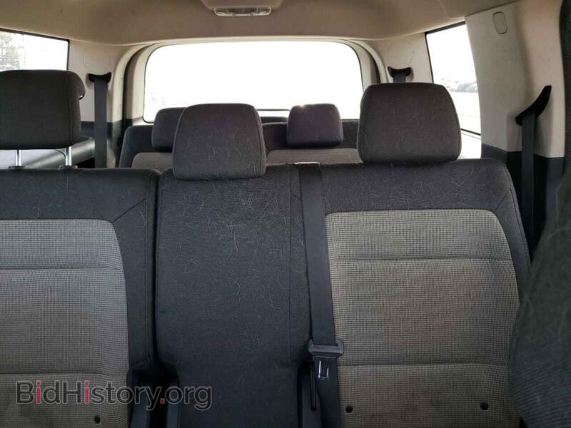 2011 Ford FLEX (VIN 2FMGK5CC0BBD25739) — photo 10 of 13
