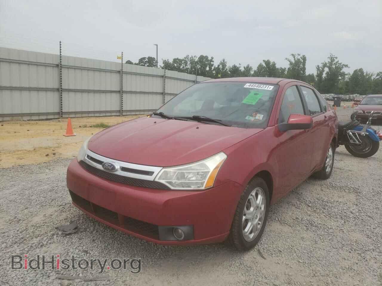 2009 FORD FOCUS - VIN: 1FAHP36N29W156110 - Фото 2