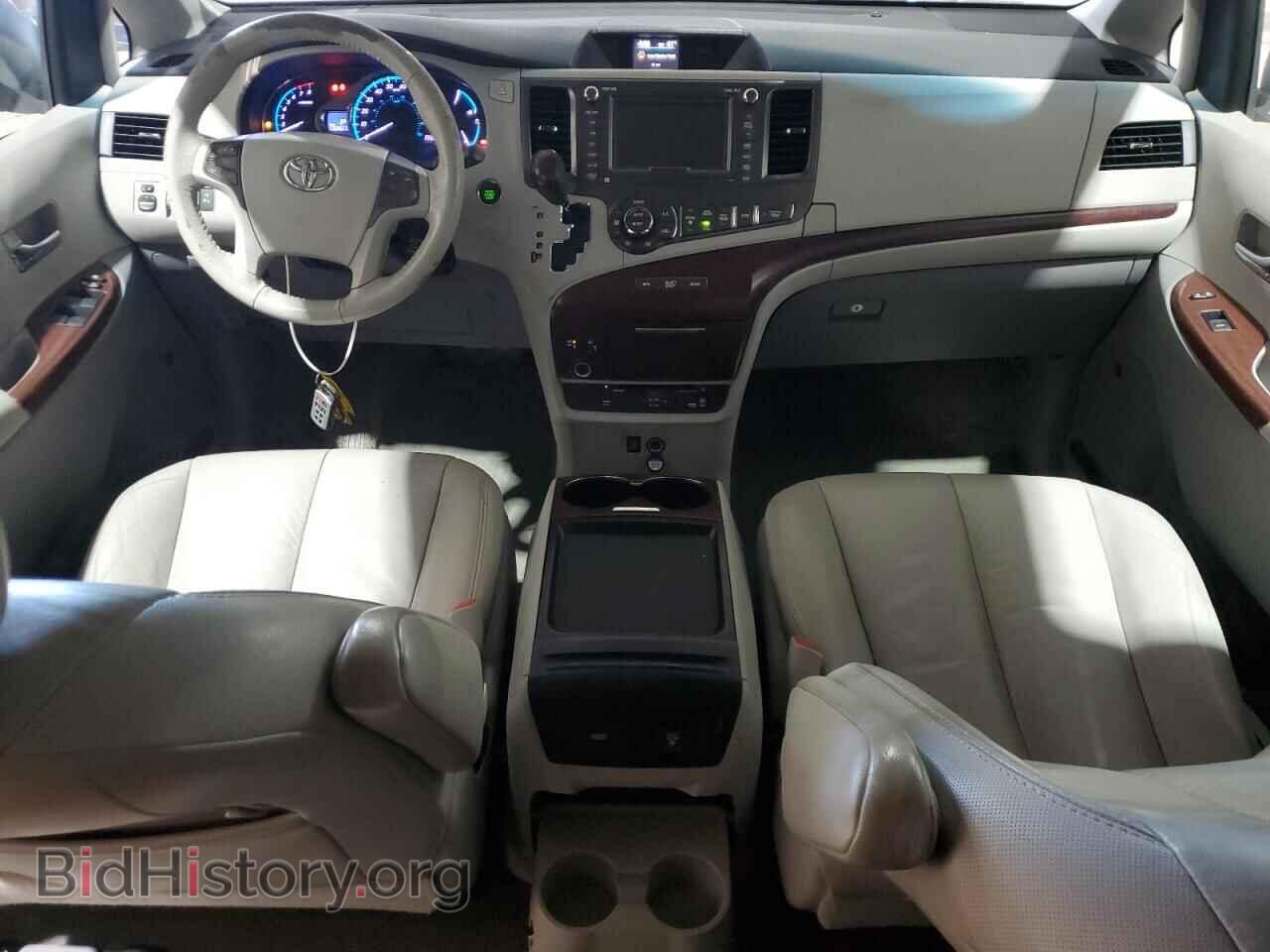 2011 TOYOTA All Models - VIN: 5TDYK3DC8BS172652 - Фото 8