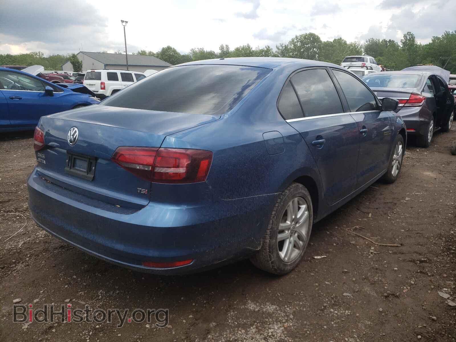 2017 VOLKSWAGEN JETTA - VIN: 3VW2B7AJ6HM327284 - Фото 4