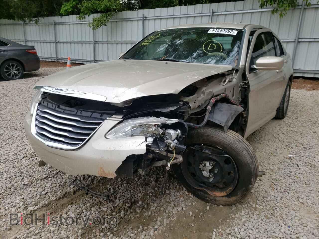 2014 CHRYSLER 200 - VIN: 1C3CCBAB2EN211344 - Фото 2