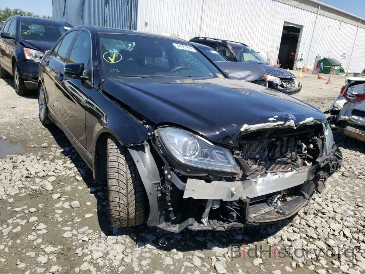 Photo WDDGF8AB9DR274025 - MERCEDES-BENZ C-CLASS 2013