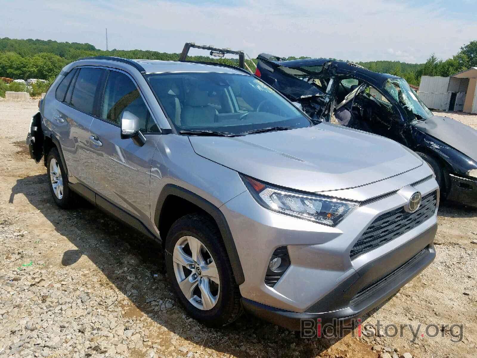 Photo JTMW1RFV5KD004099 - TOYOTA RAV4 XLE 2019