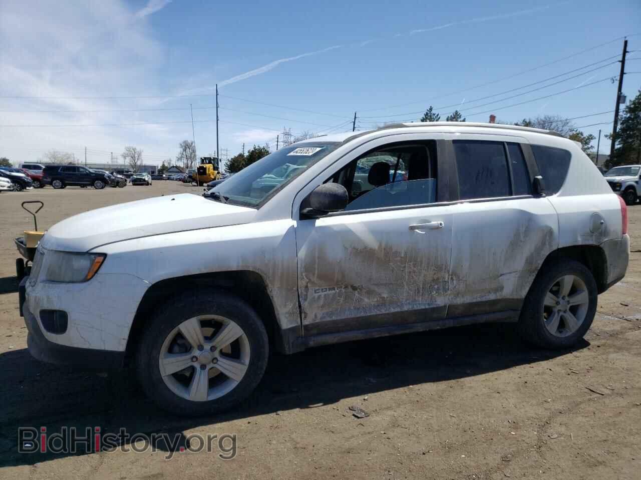 Фотография 1C4NJDBB9HD106878 - JEEP COMPASS 2017