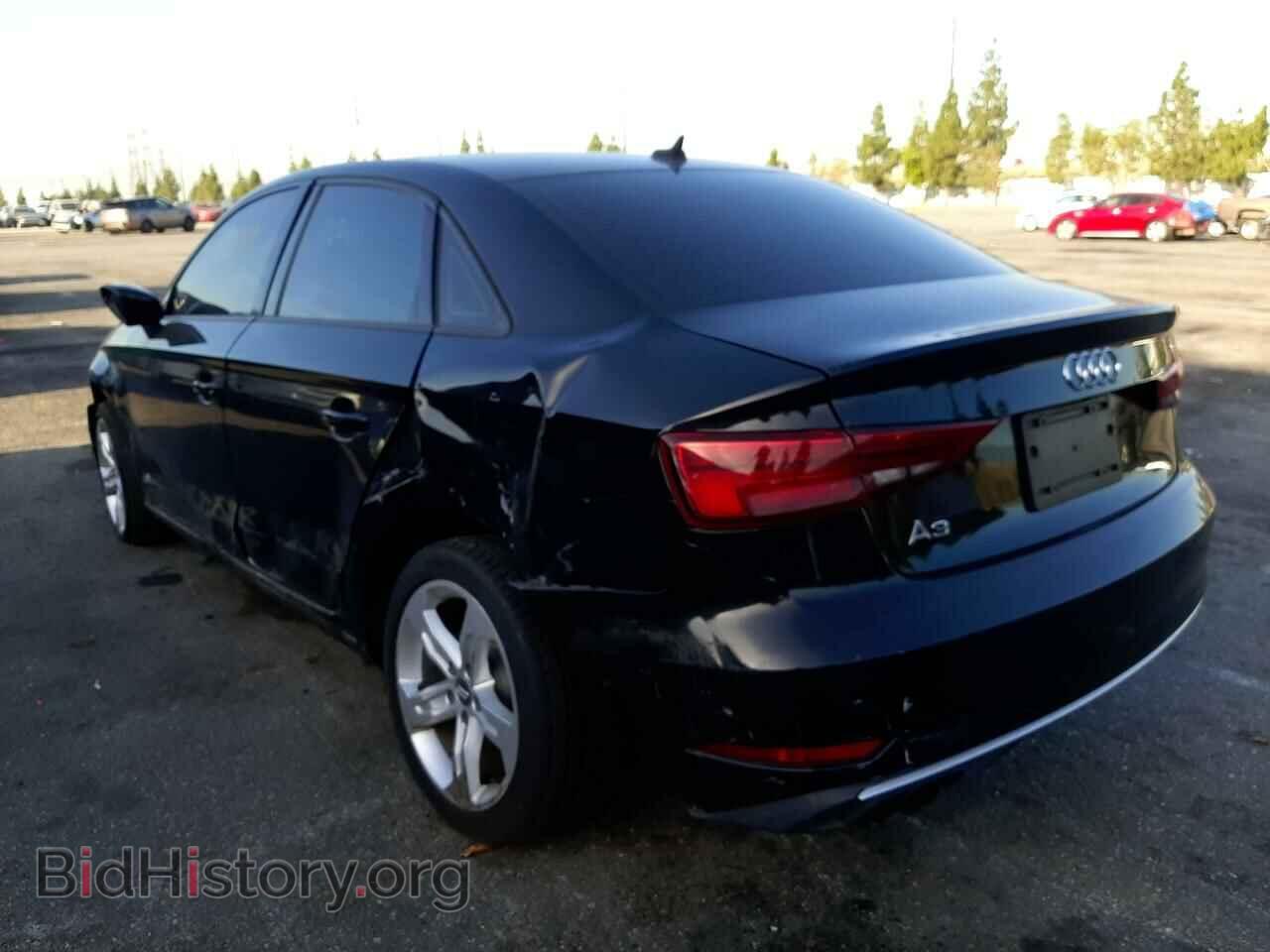 2018 AUDI A3 - VIN: WAUAUGFFXJ1010380 - Фото 3