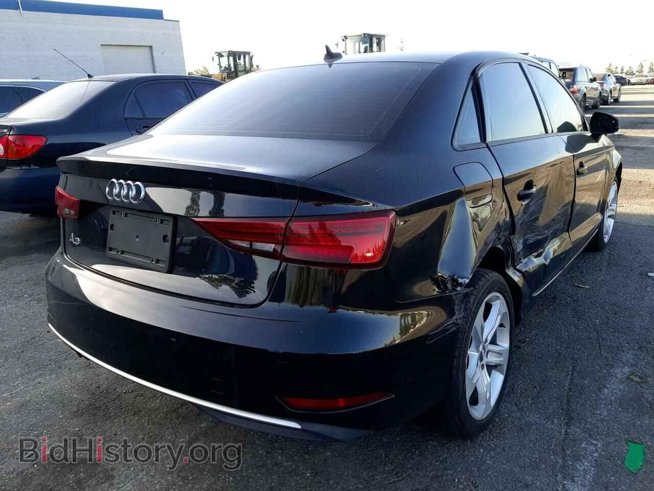 2018 AUDI A3 - VIN: WAUAUGFFXJ1010380 - Фото 4