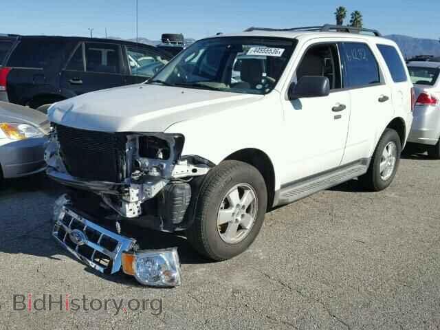2011 FORD ESCAPE - VIN: 1FMCU0D73BKA50015 - Фото 2