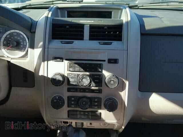 2011 FORD ESCAPE - VIN: 1FMCU0D73BKA50015 - Фото 9