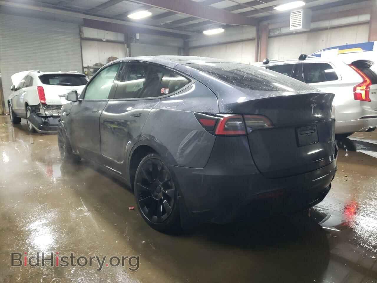 2020 TESLA MODEL Y - VIN: 5YJYGDEEXLF045611 - Фото 2