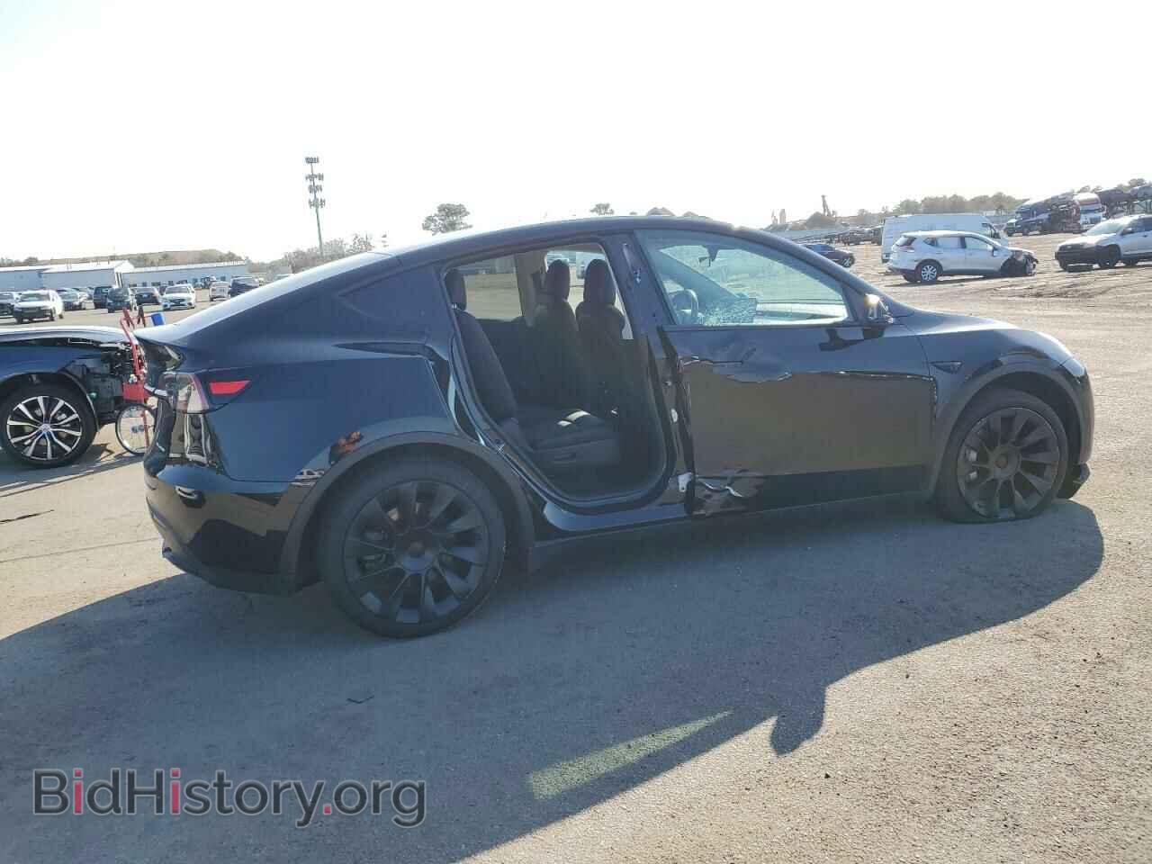 2023 TESLA MODEL Y - VIN: 7SAYGAEE0PF608544 - Photo 3