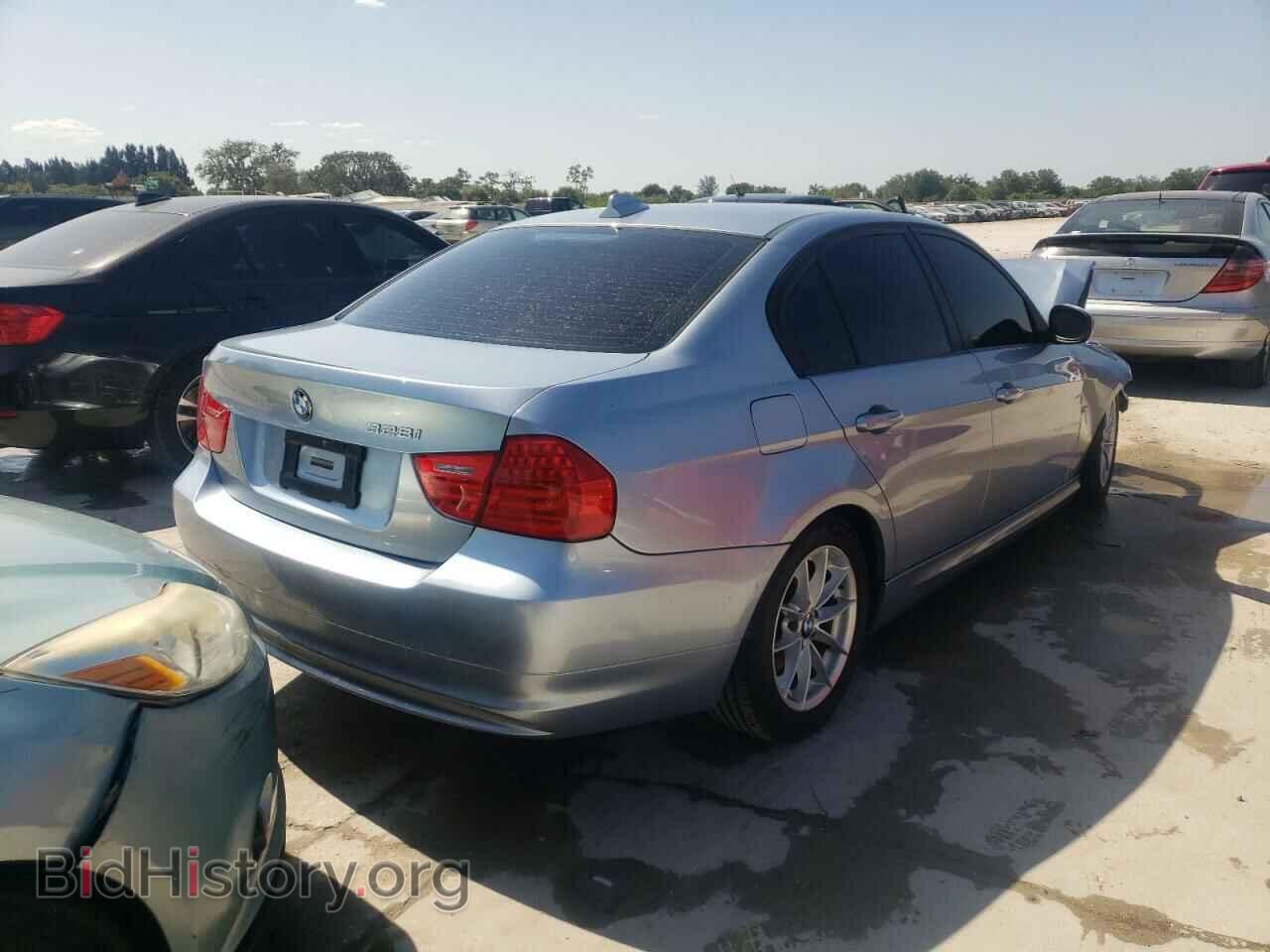2010 BMW 3 SERIES - VIN: WBAPH7G55ANM51105 - Фото 4