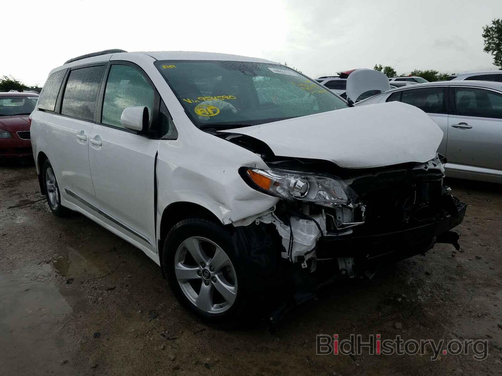 Photo 5TDKZ3DC0JS954590 - TOYOTA SIENNA 2018