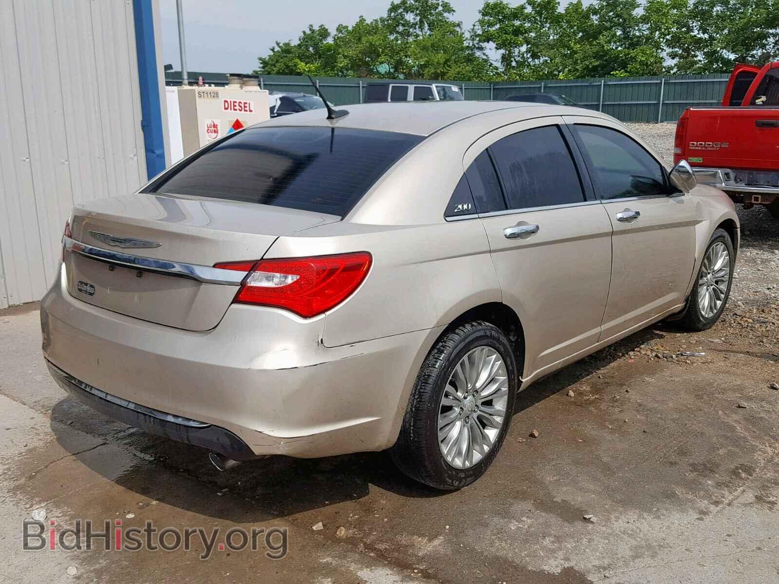 2013 CHRYSLER 200 - VIN: 1C3CCBCG2DN595083 - Photo 4