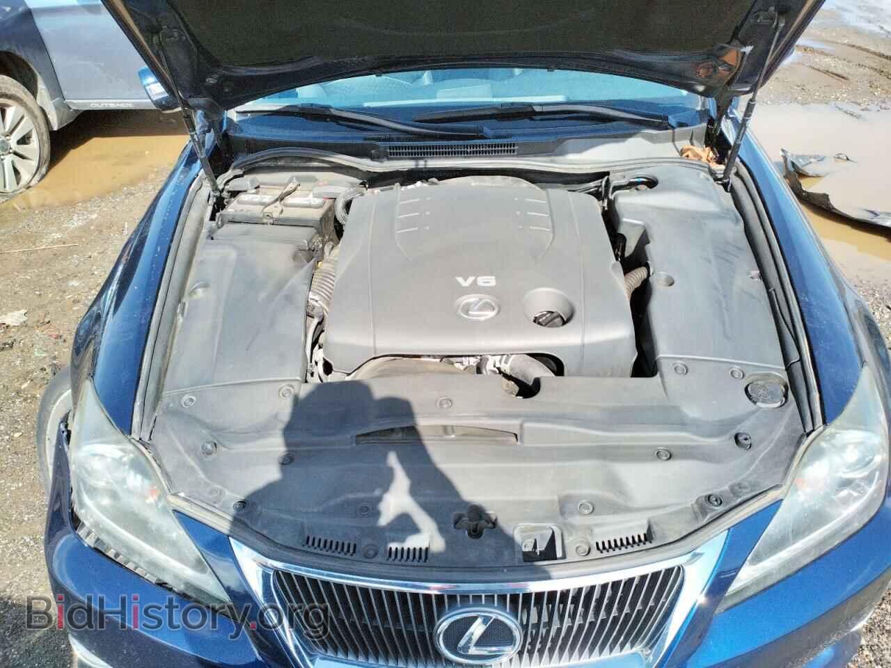 2011 LEXUS IS - VIN: JTHFF2C29B2521287 - Photo 11