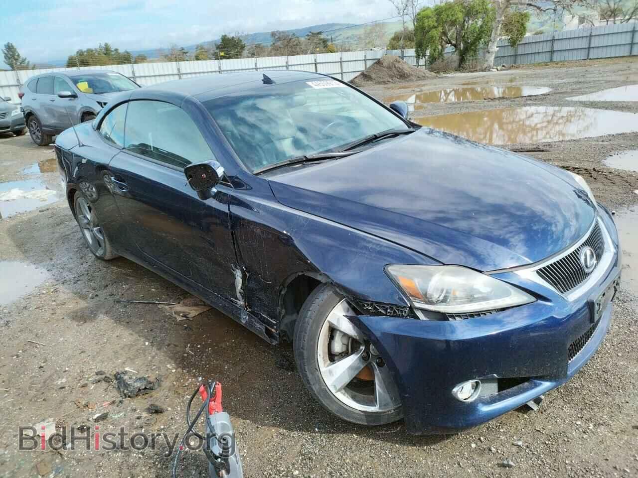 2011 LEXUS IS - VIN: JTHFF2C29B2521287 - Photo 4