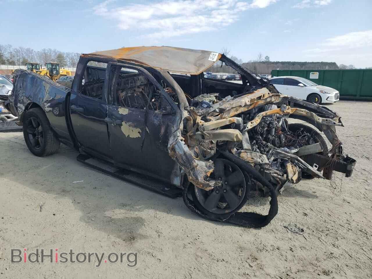 2018 RAM 1500 - VIN: 1C6RR7FG0JS247168 - Photo 4