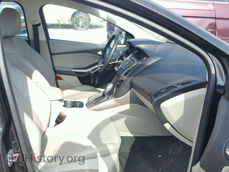 2012 Ford FOCUS (VIN 1FAHP3H23CL476595) — фото 5 из 10