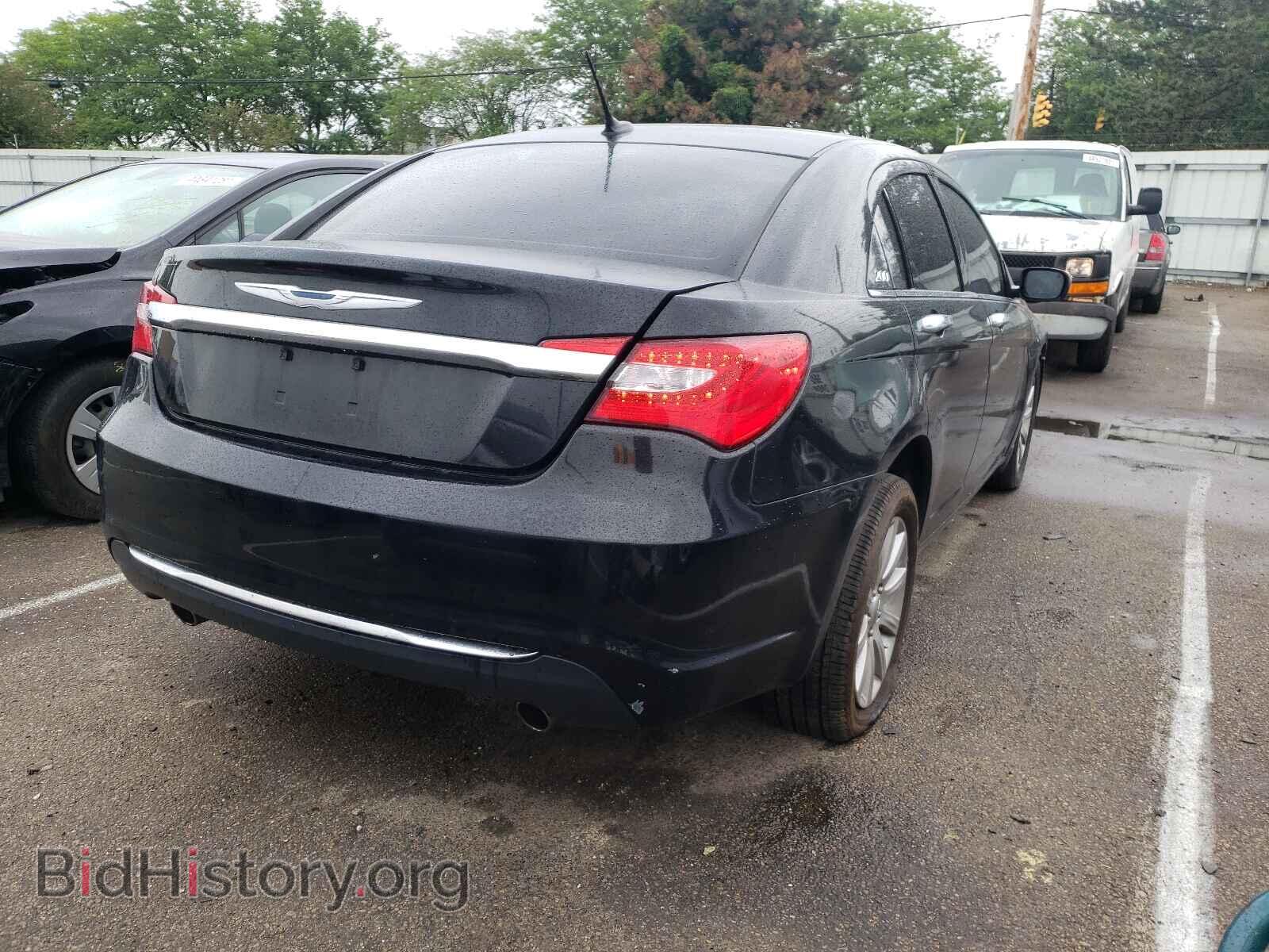 2013 CHRYSLER 200 - VIN: 1C3CCBCG6DN618378 - Фото 4