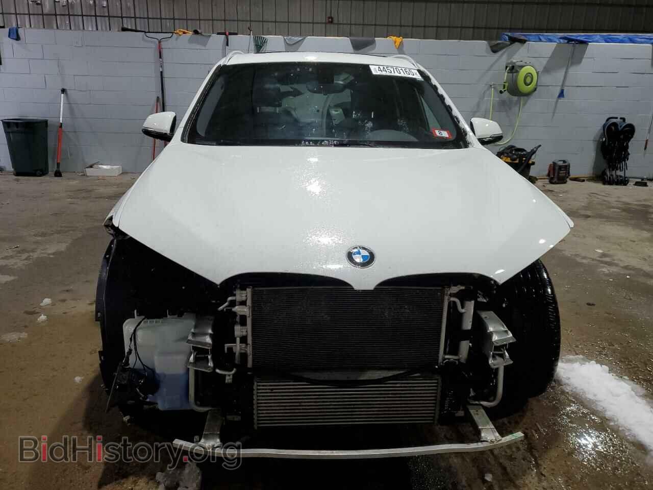 2017 BMW X1 - VIN: WBXHT3C33H5F85551 - Фото 5